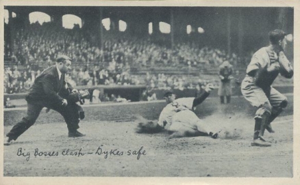 1936 National Chicle Fine Pens Big Bosses Clash-Dykes safe # Baseball Card